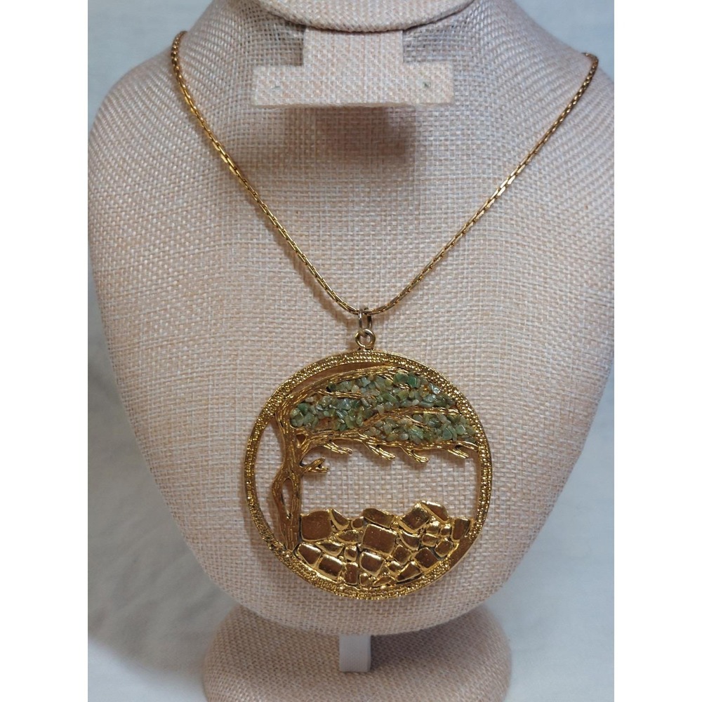 Vintage Signed Sarah Coventry Gold Tone Tree Pendant Necklace Green 1970s 1980s